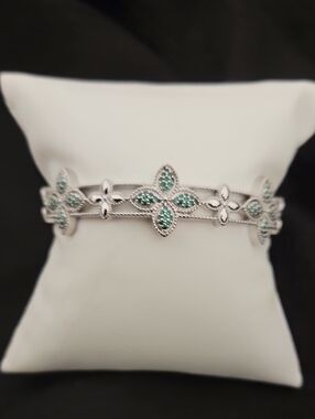 Silver Floral Cluster Bracelet with Green Crystals